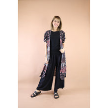 Load image into Gallery viewer, Large Sunflower 128  Women&#39;s Kimono in Black JK0030 020128 03