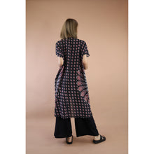 Load image into Gallery viewer, Large Sunflower 128  Women&#39;s Kimono in Black JK0030 020128 03